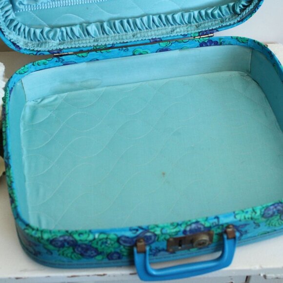 Vintage 1960s Suitcase, Floral Print Hard Side Travel Case,  Mirror Inside - Picture 8 of 10